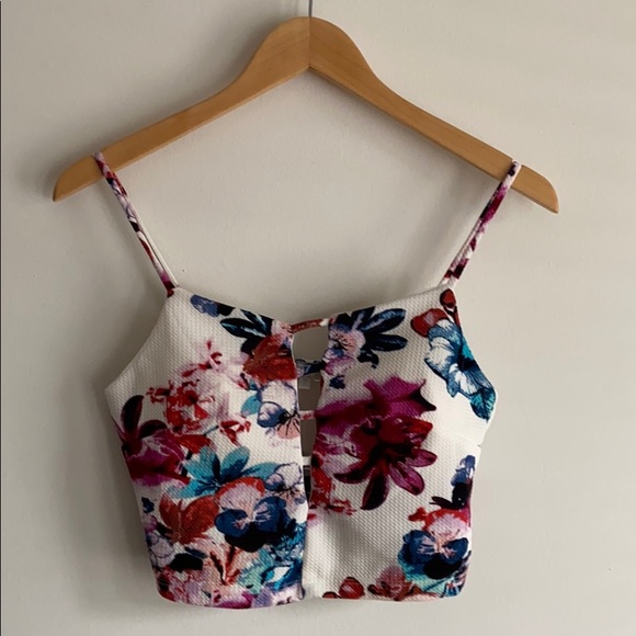 Charlotte Russe Tops - SALE 💸 Charlotte Russe Crop Top